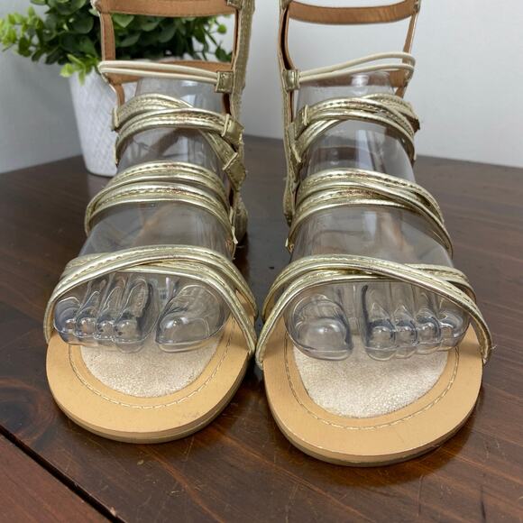Stuart Weitzman Girls Camia Spartalo Gladiator Sandals Champagne Gold Size 4 - Picture 3 of 13
